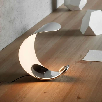 Итальянская настольная лампа Curl из дизайнерского алюминия для гостиной спальни рабочего стола для учебы, ночного светодиодного прикроватного светильника в стиле ар-деко