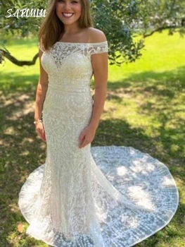 Свадебное платье с кружевом 