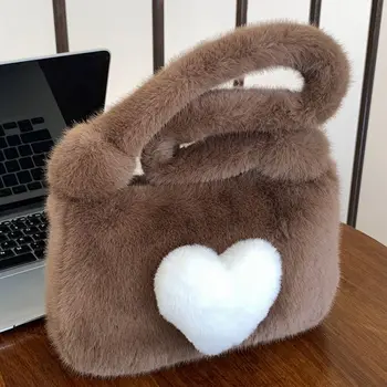 Брендовая Дизайнерская Плюшевая Женская сумка через плечо, повседневная сумка через плечо с сердечком, Маленькая Квадратная сумочка из искусственного меха