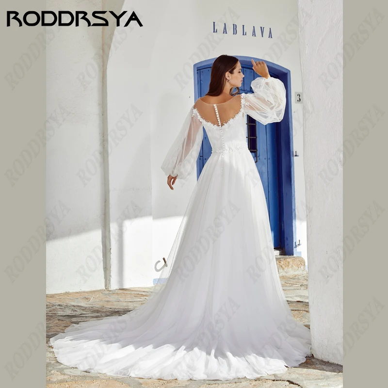 Свадебное платье принцессы RODDRSYA для женщин, иллюзионное свадебное платье на пуговицах сзади, кружевные аппликации, вечеринка для невесты, Длинные рукава, пляжный силуэт 1